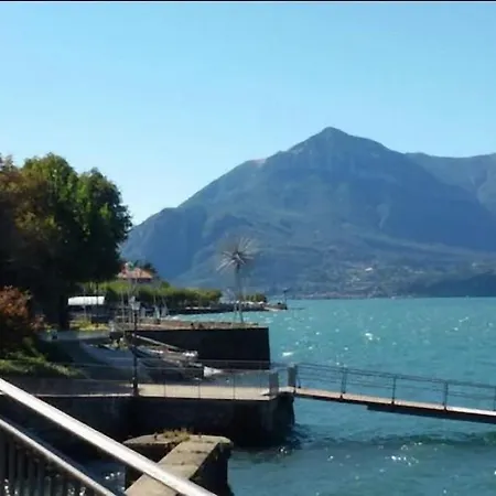 Apartment Comolake House Bellano