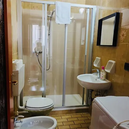 Comolake House Апартаменты *