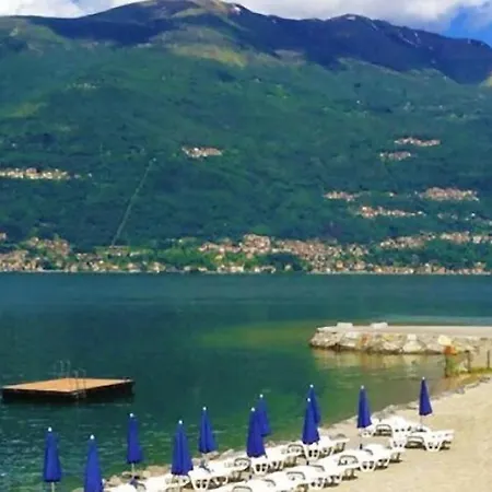 Апартаменты Comolake House