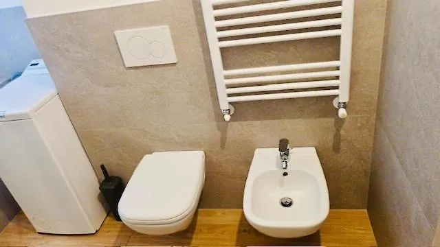 Comolake House * Bellano