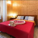 Comolake House Lägenhet *