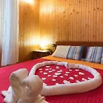 Comolake House Lägenhet *