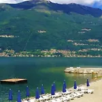 Lägenhet Comolake House